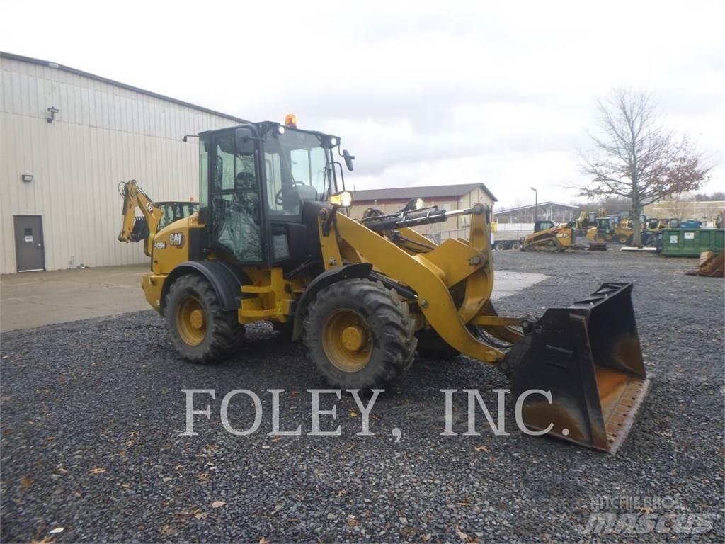 CAT 908M 轮式装载机