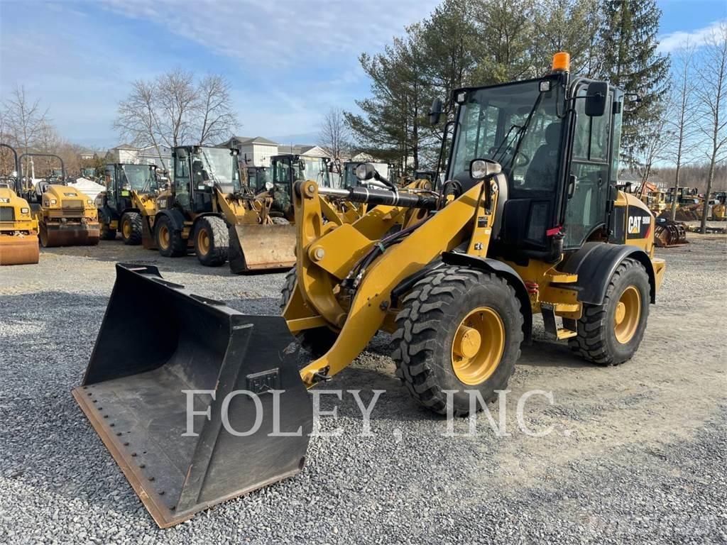 CAT 908M 轮式装载机