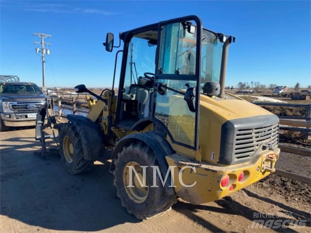 CAT 908M 轮式装载机