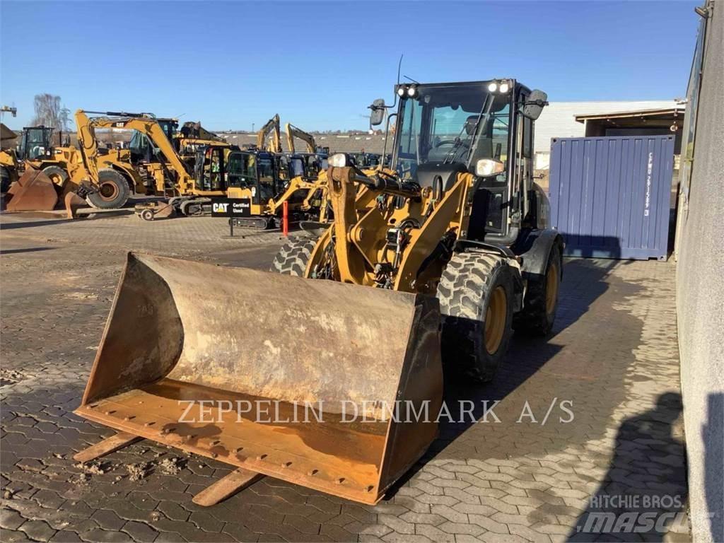 CAT 908M 轮式装载机