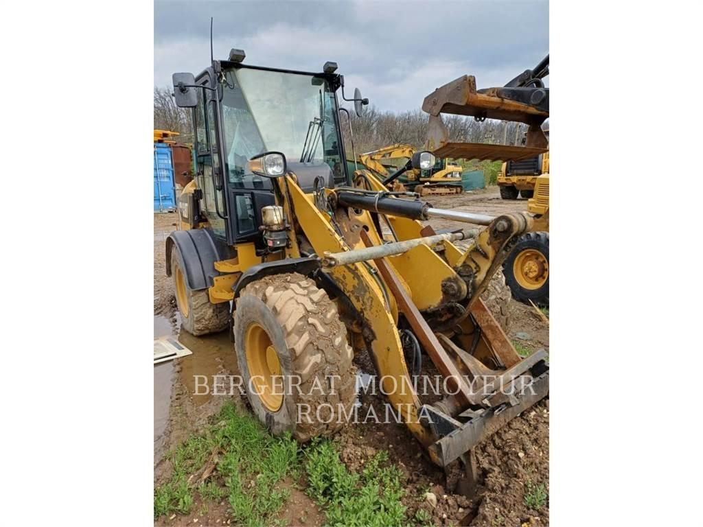 CAT 908M 轮式装载机