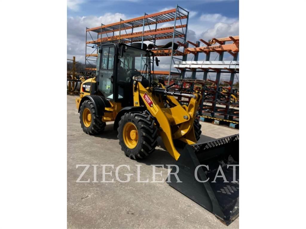 CAT 908M 轮式装载机