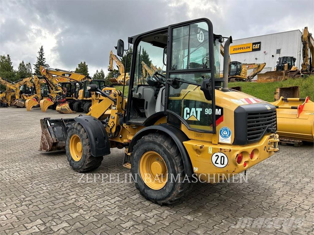 CAT 908M 轮式装载机