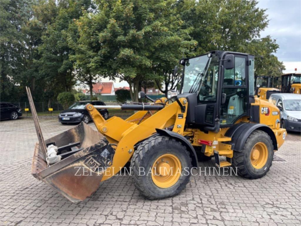 CAT 908M 轮式装载机