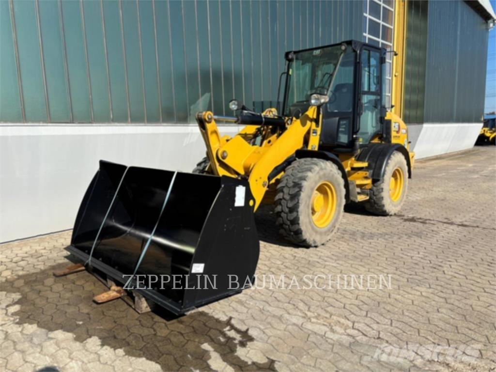 CAT 908M 轮式装载机