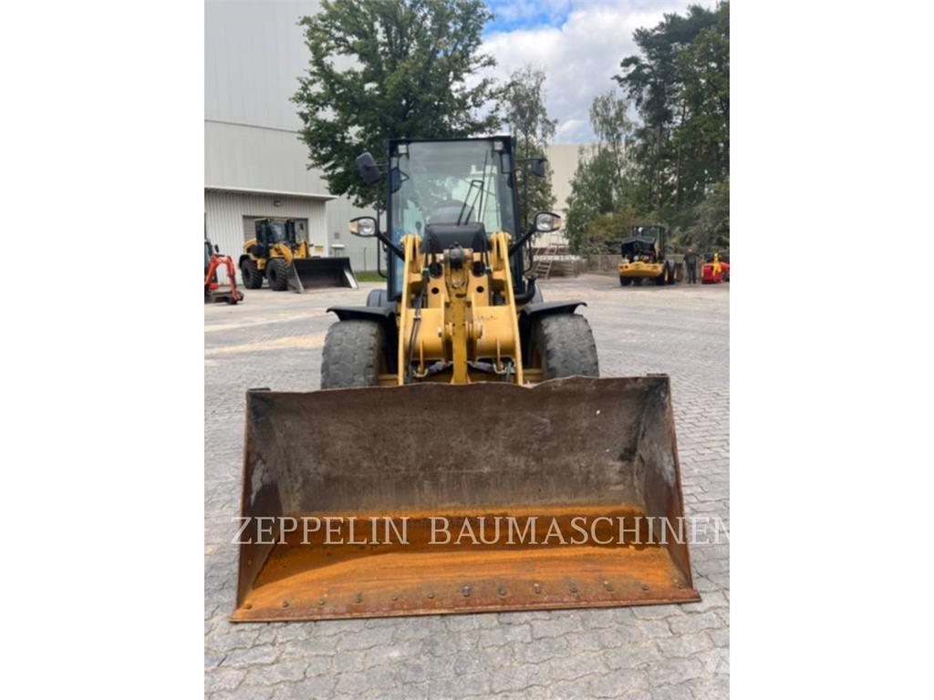 CAT 908M 轮式装载机