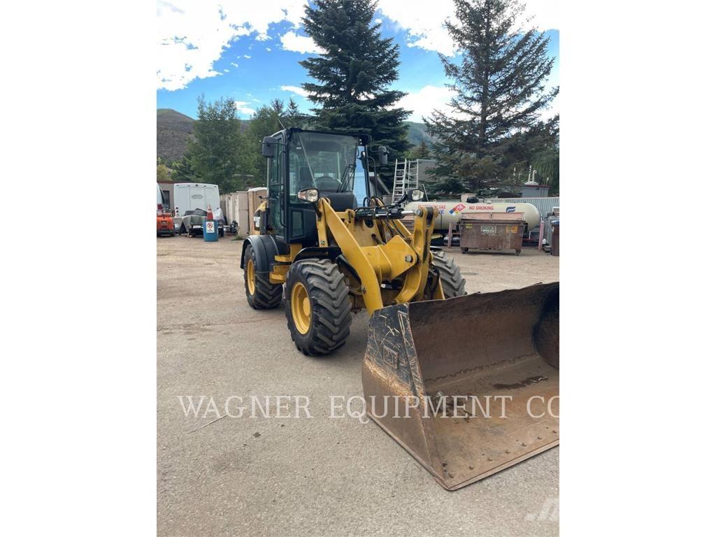 CAT 908M 轮式装载机