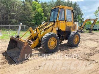 CAT 910 轮式装载机