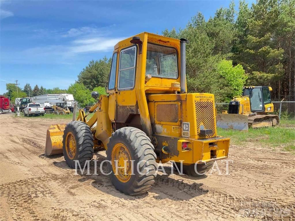 CAT 910 轮式装载机