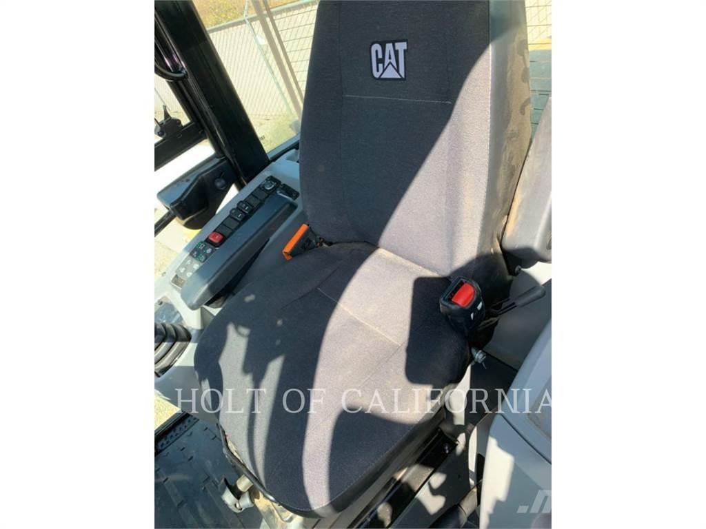 CAT 910M 轮式装载机