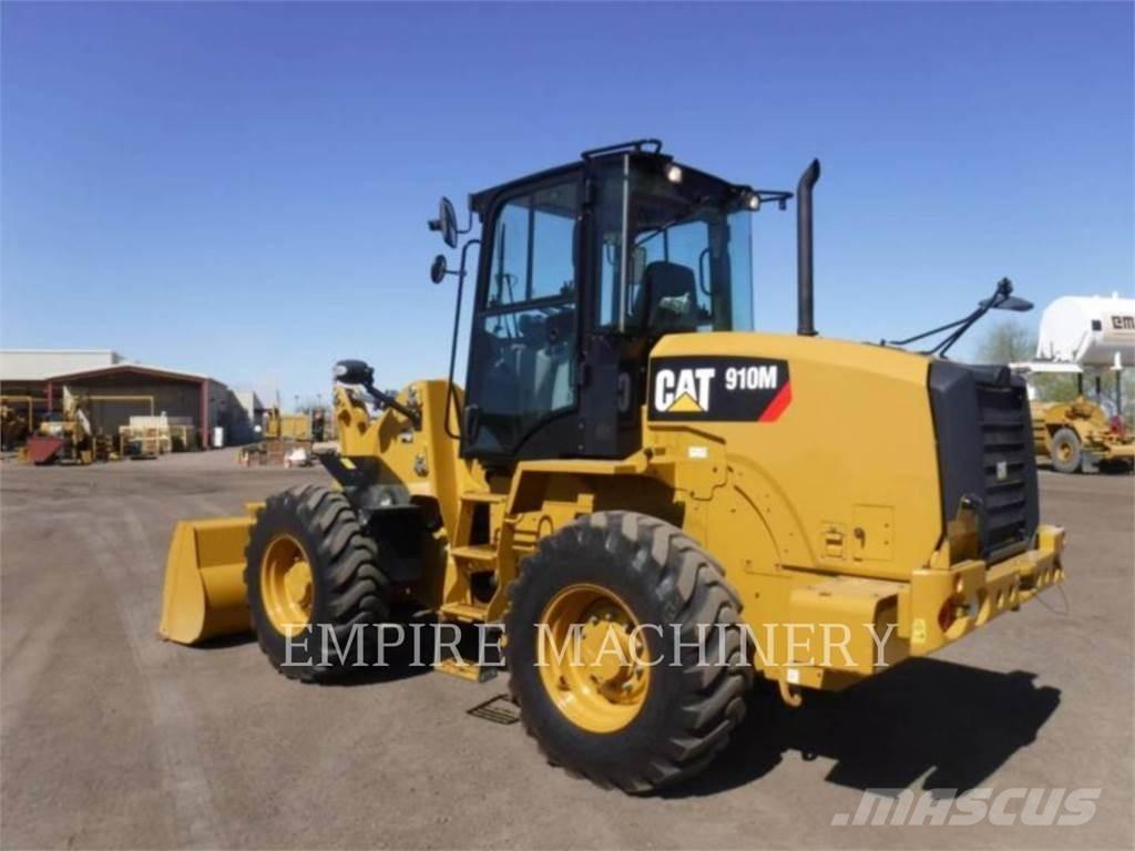 CAT 910M 轮式装载机