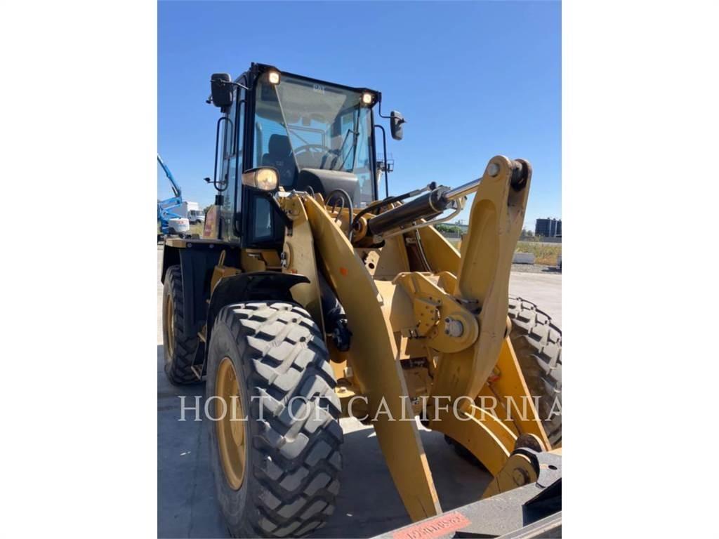 CAT 918 轮式装载机