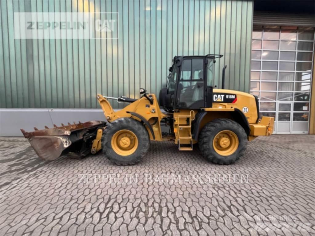 CAT 918M 轮式装载机