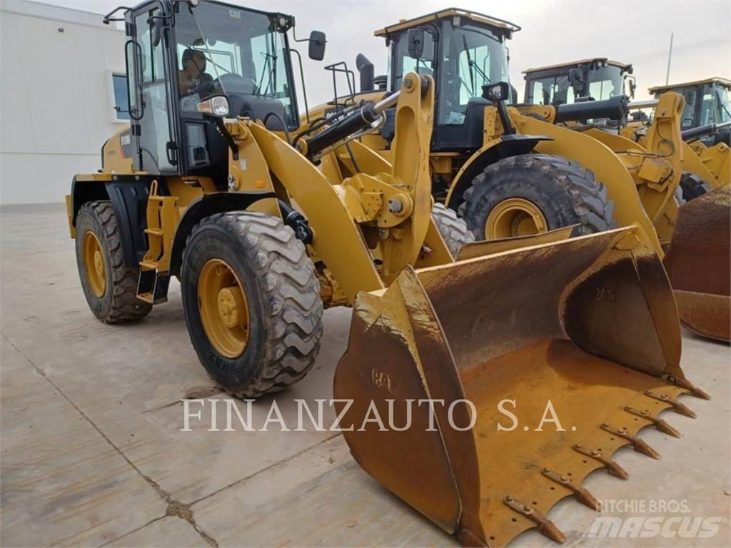 CAT 918M 轮式装载机
