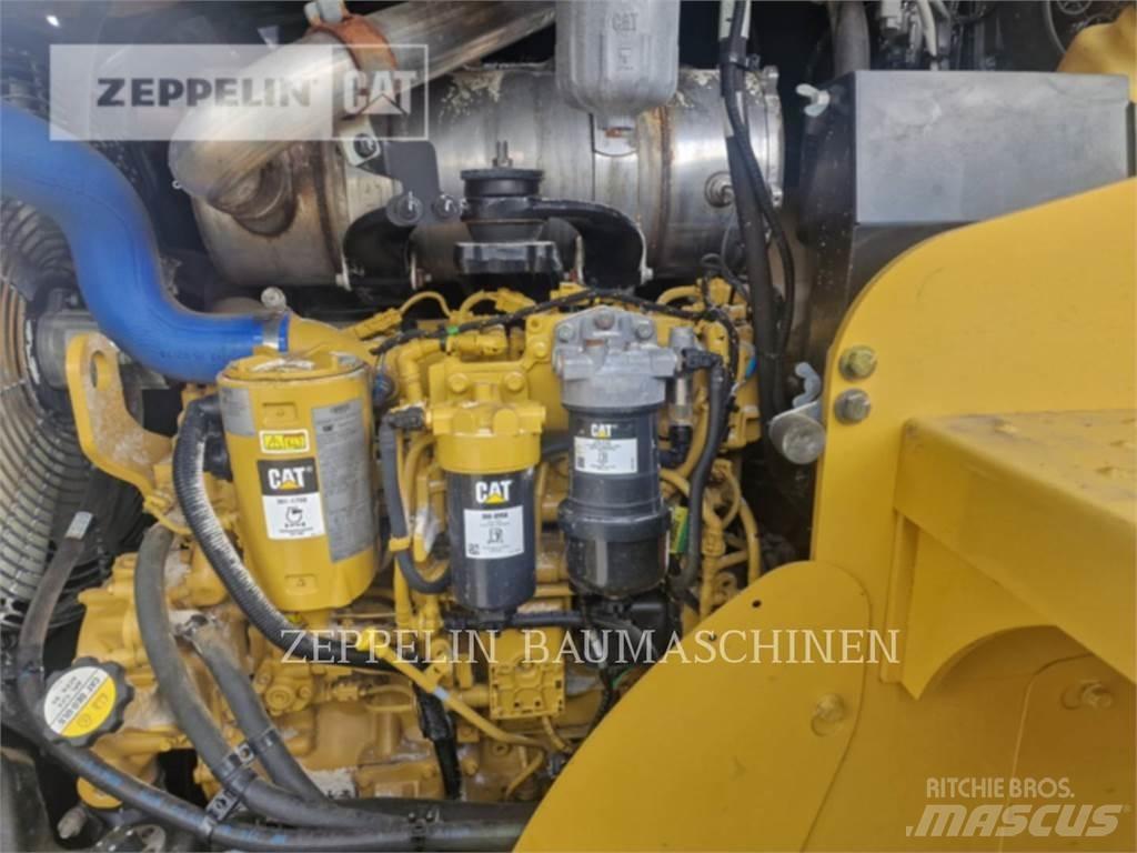 CAT 918M 轮式装载机