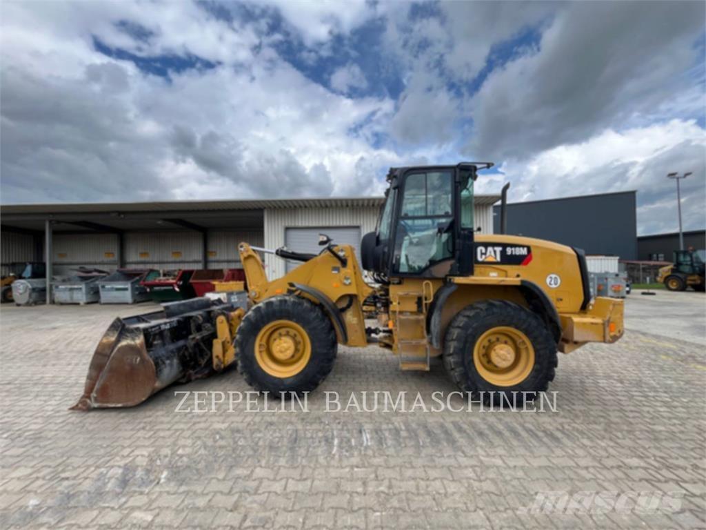 CAT 918M 轮式装载机