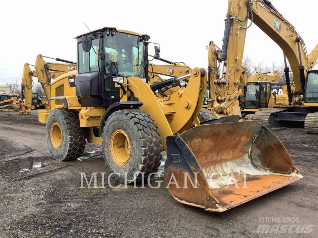 CAT 926M 轮式装载机