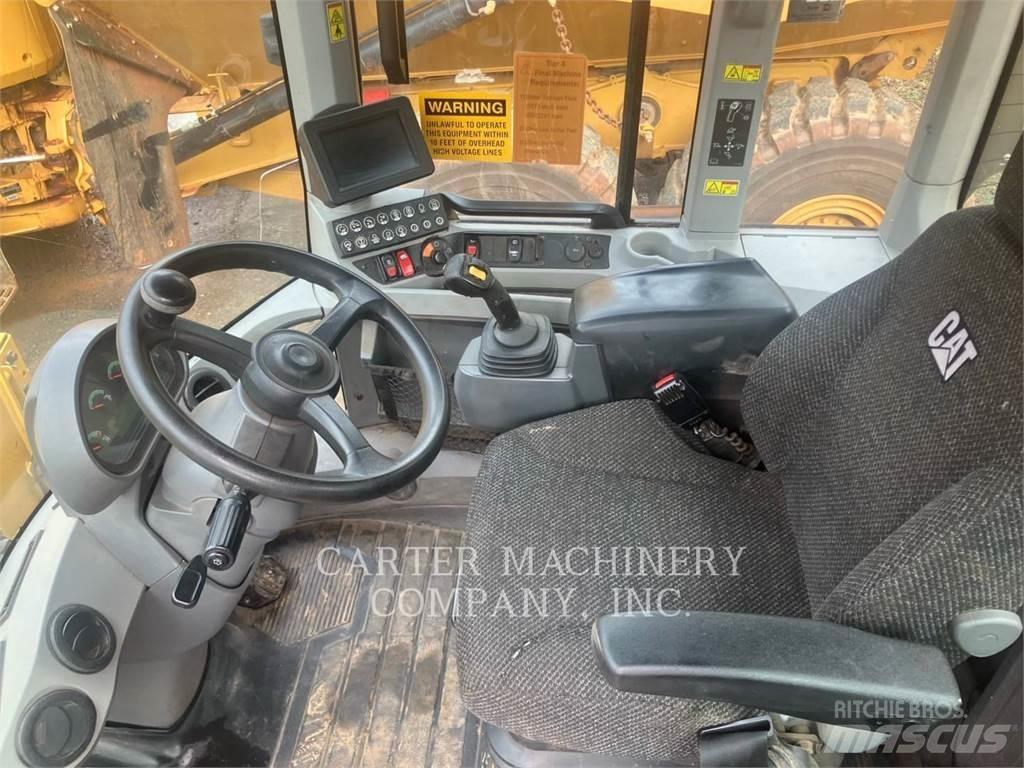 CAT 926M 轮式装载机