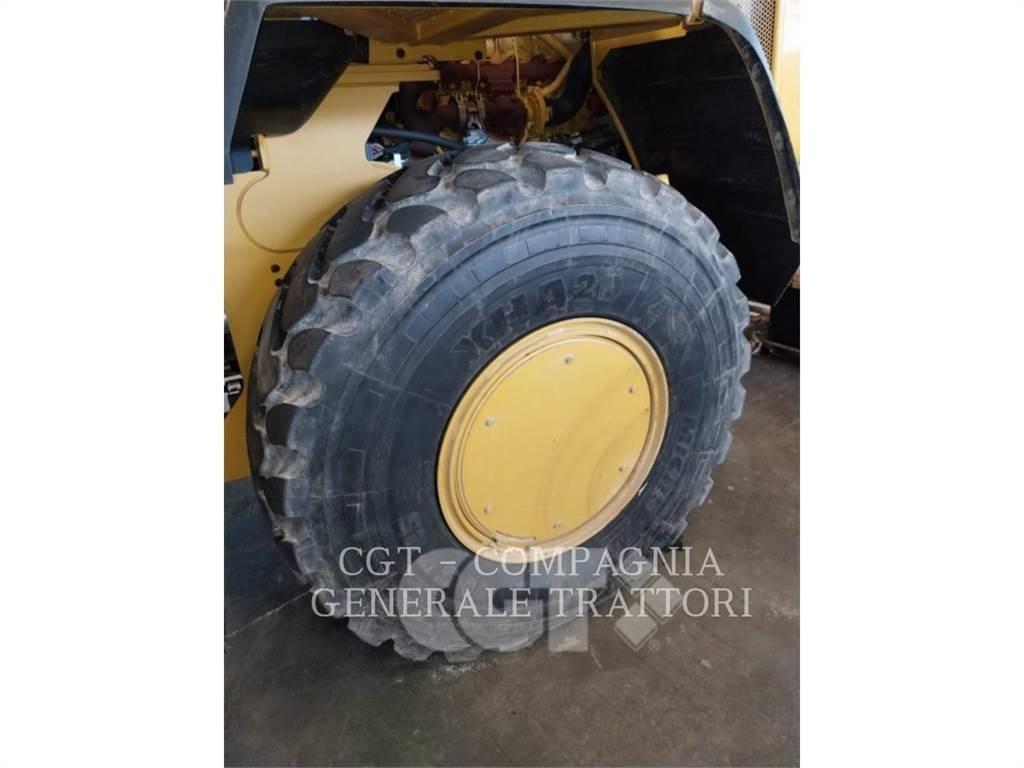 CAT 926M 轮式装载机