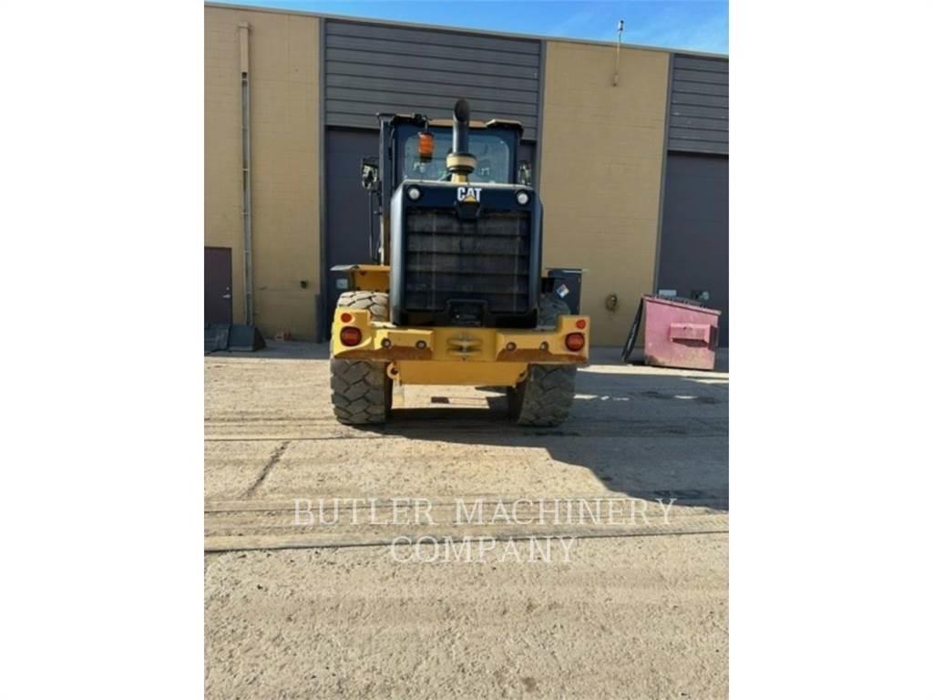 CAT 926M 轮式装载机