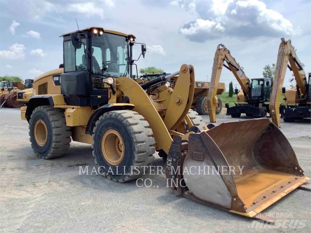 CAT 926M 轮式装载机