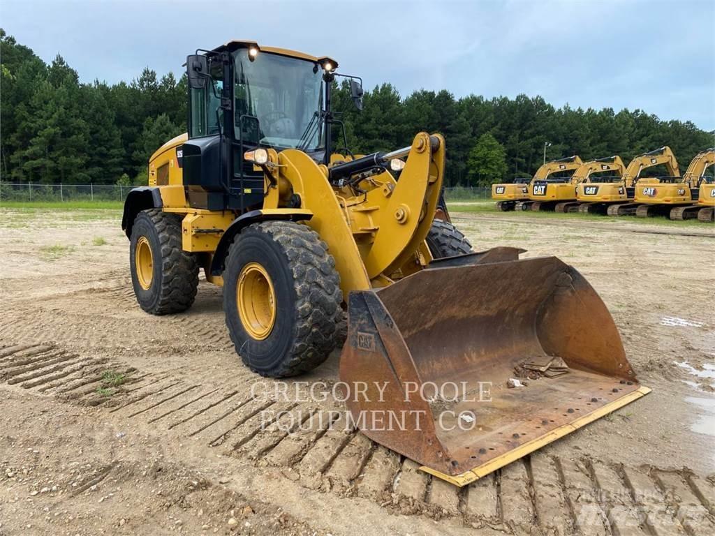 CAT 926M 轮式装载机