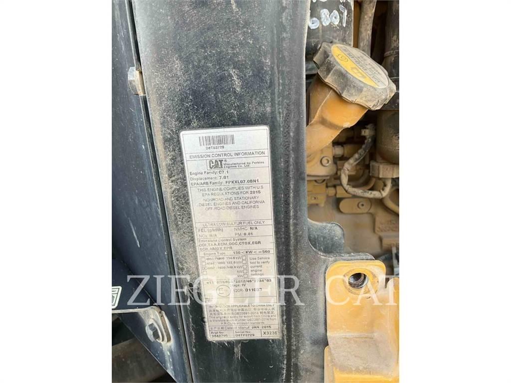CAT 926M 轮式装载机