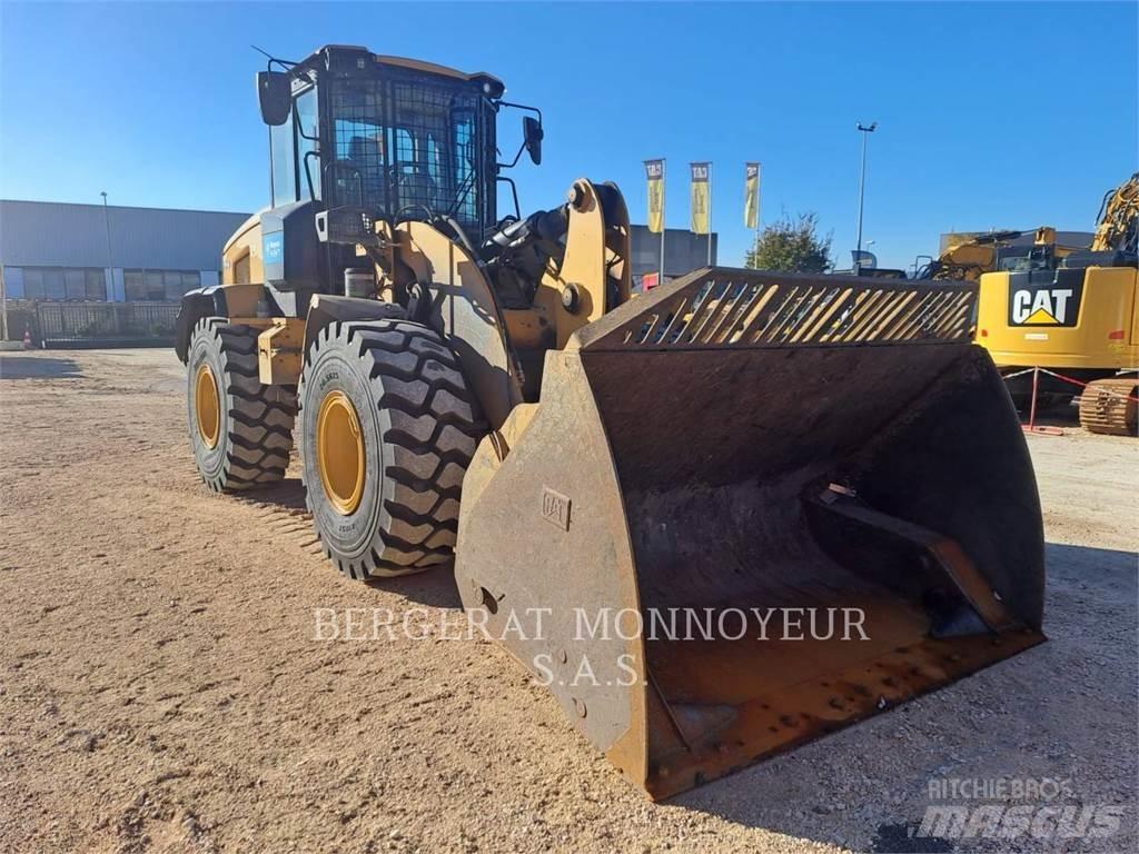 CAT 926M 轮式装载机