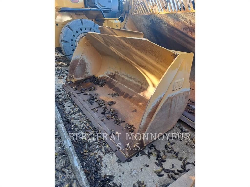 CAT 926M 轮式装载机