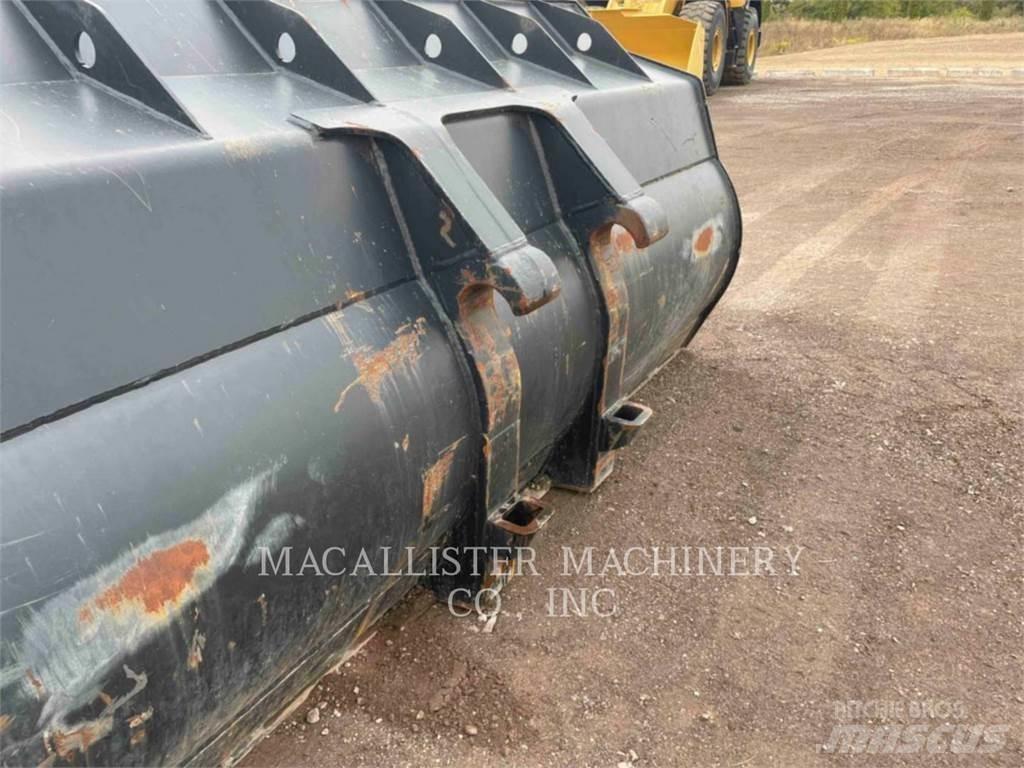 CAT 926M 轮式装载机