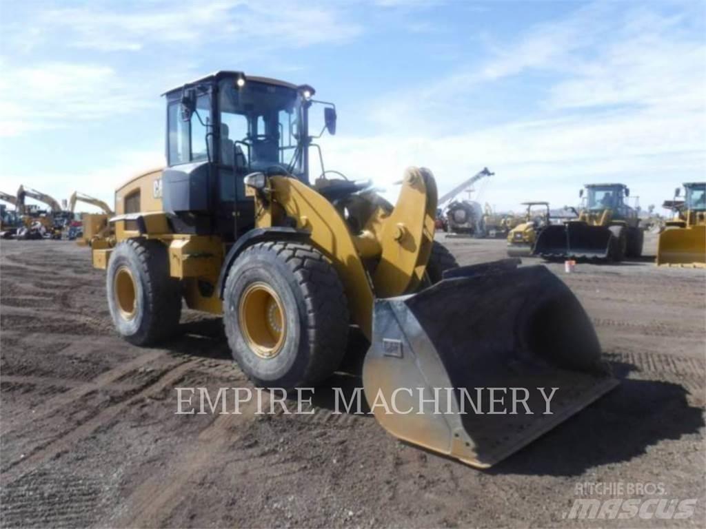 CAT 926M 轮式装载机