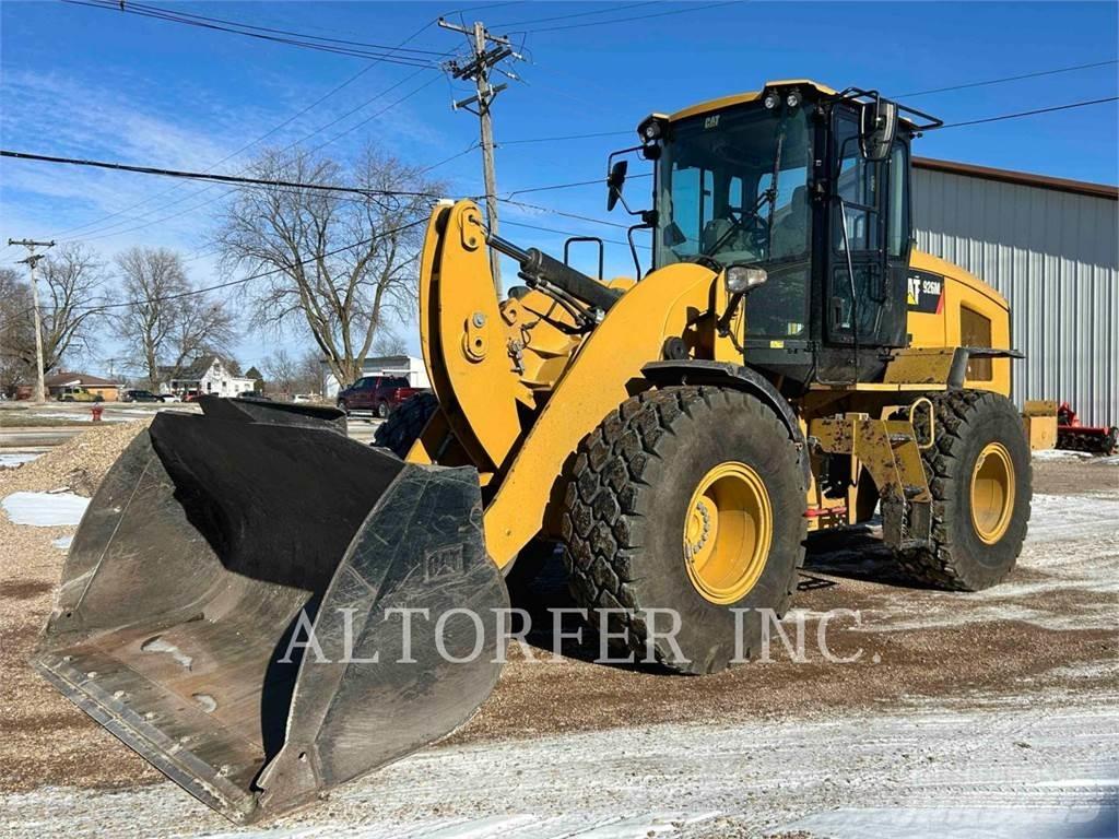 CAT 926M 轮式装载机