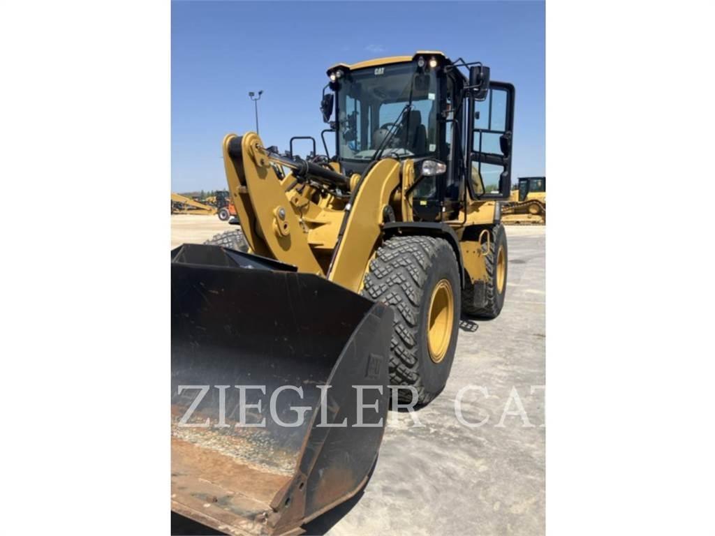 CAT 926M 轮式装载机
