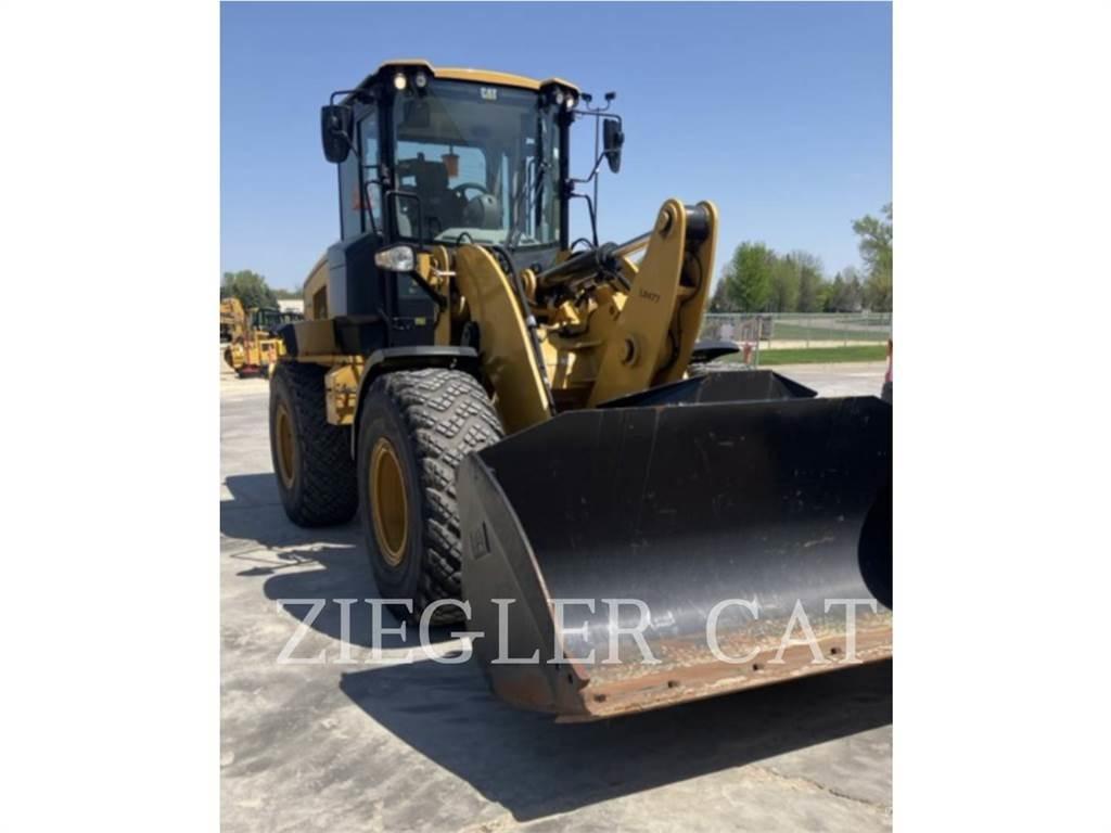 CAT 926M 轮式装载机