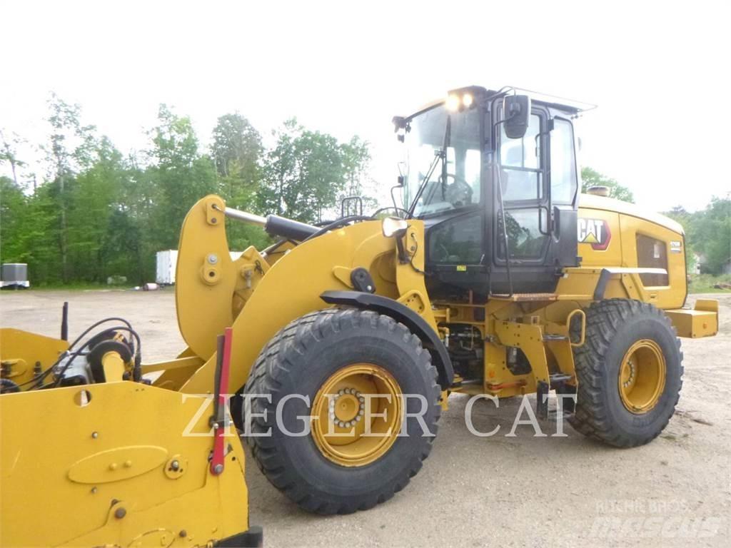 CAT 926M 轮式装载机