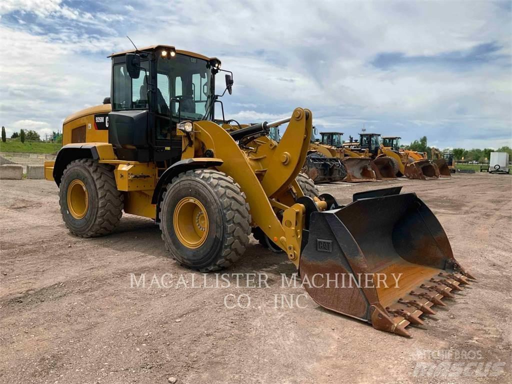 CAT 926M 轮式装载机