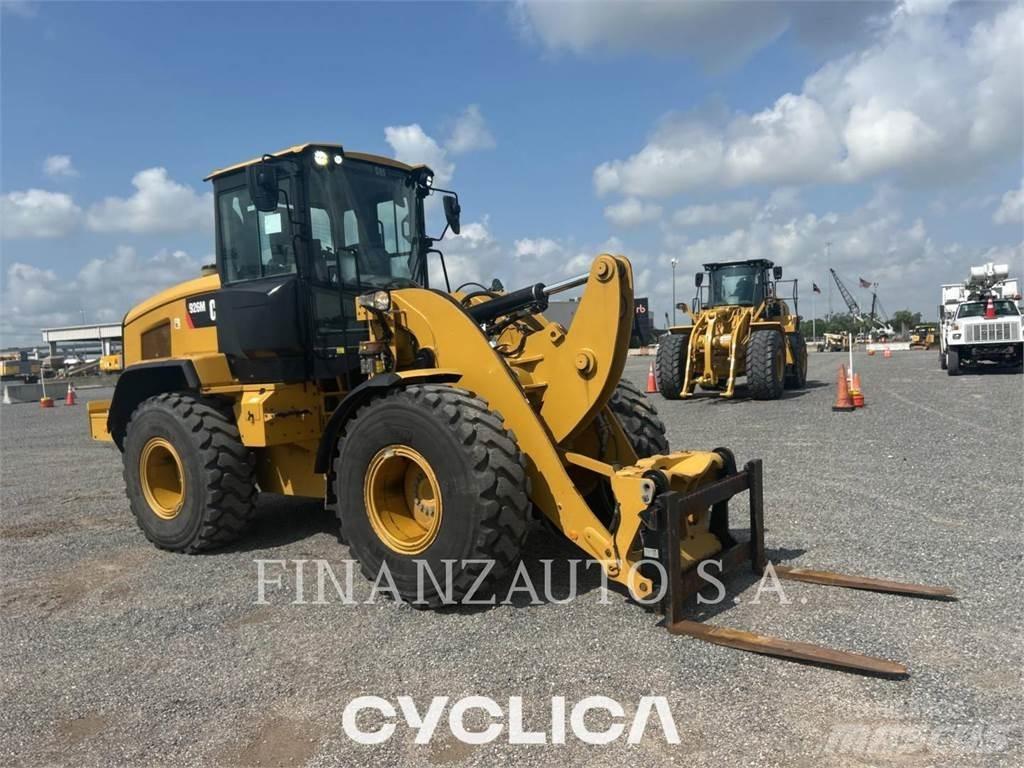 CAT 926M 轮式装载机