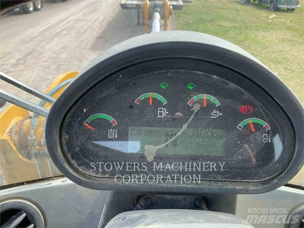 CAT 926M 轮式装载机