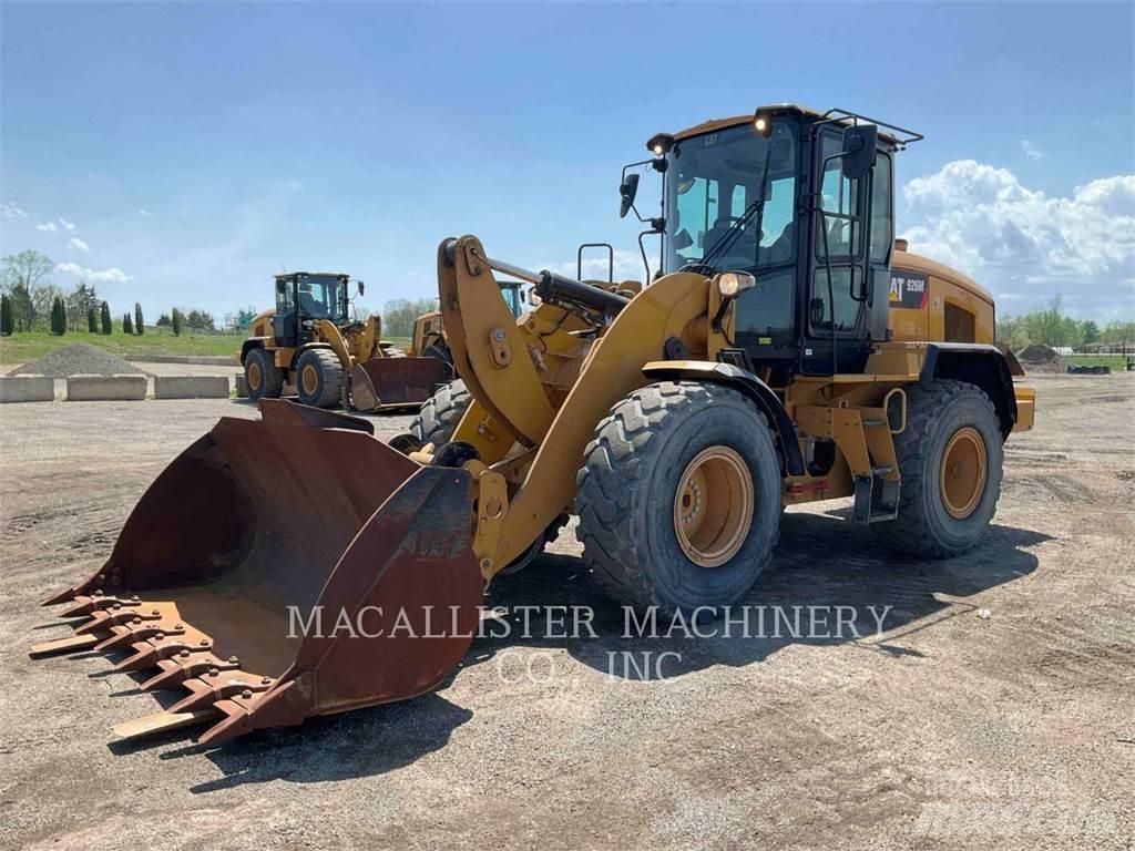 CAT 926M 轮式装载机