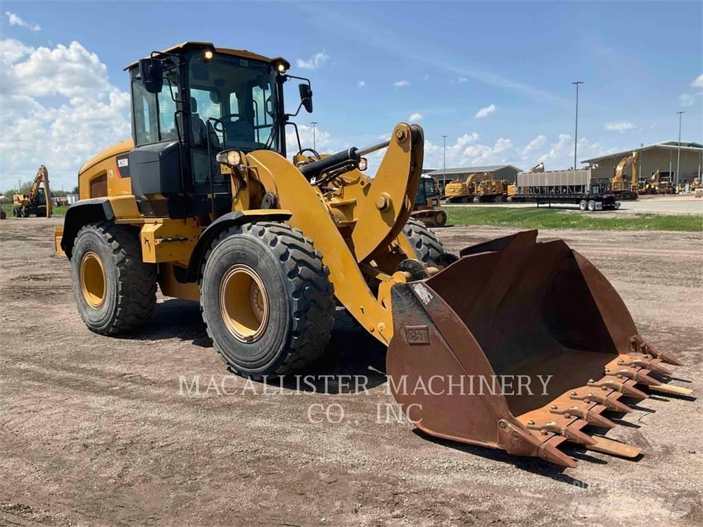 CAT 926M 轮式装载机