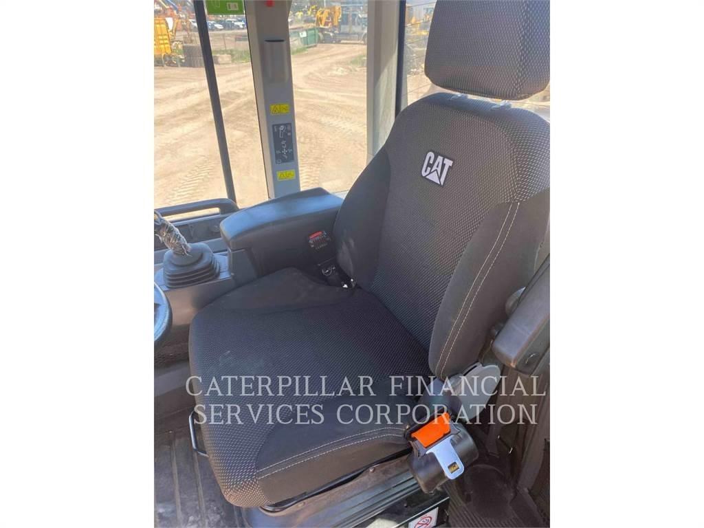 CAT 926M 轮式装载机