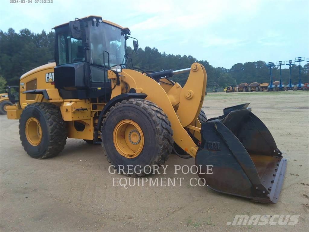 CAT 926M 轮式装载机