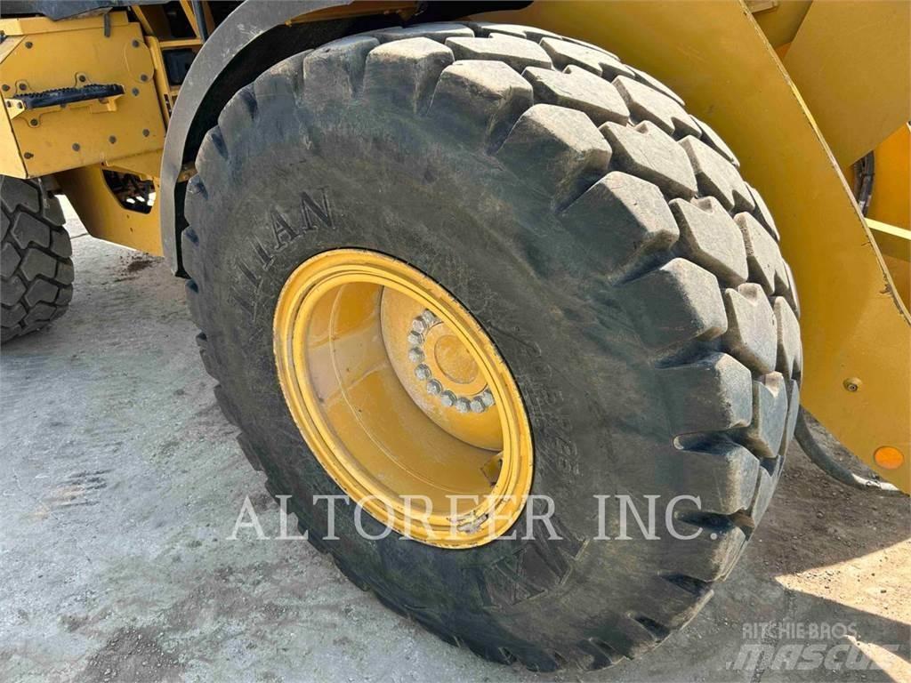 CAT 926M 轮式装载机
