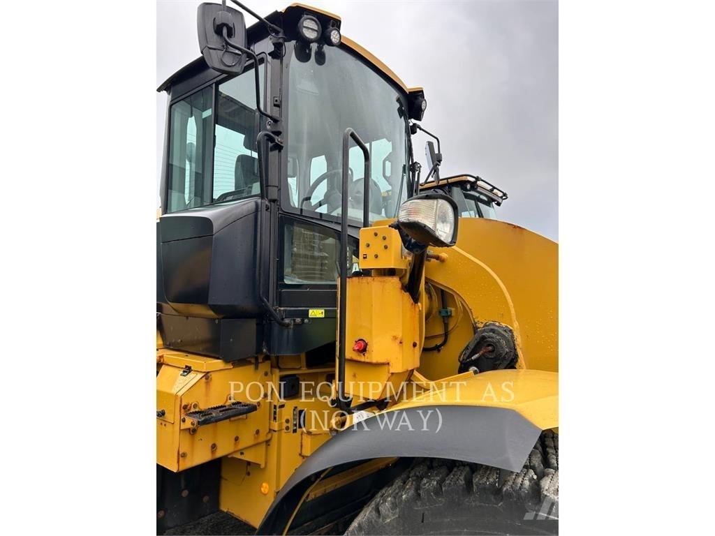 CAT 926M 轮式装载机