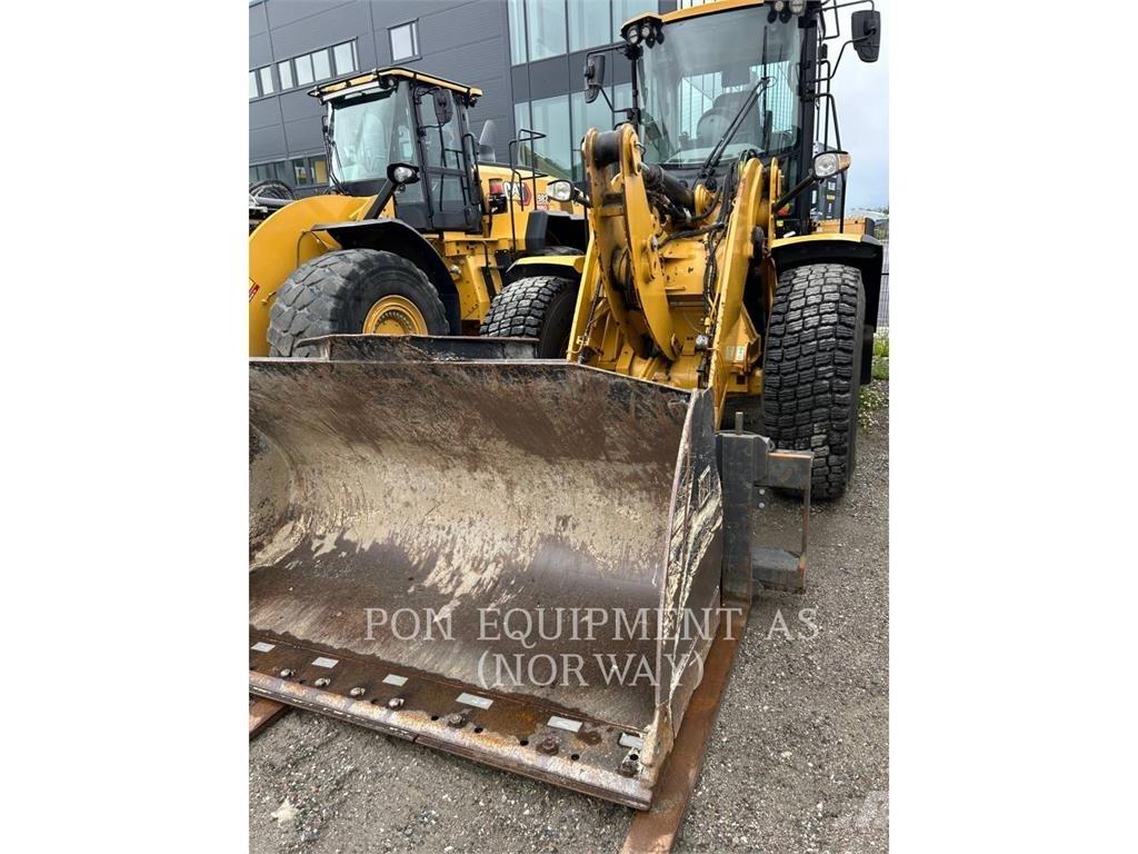 CAT 926M 轮式装载机