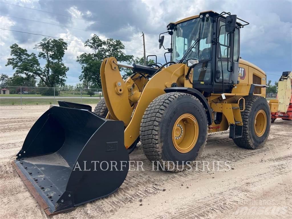 CAT 926M 轮式装载机