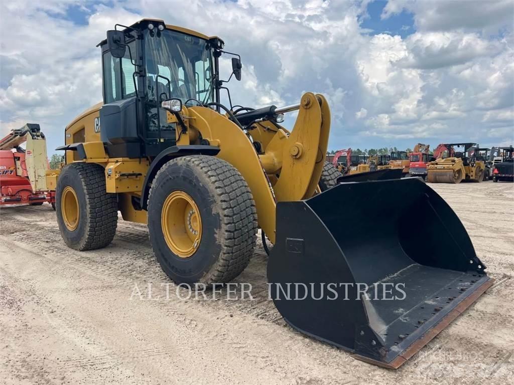 CAT 926M 轮式装载机