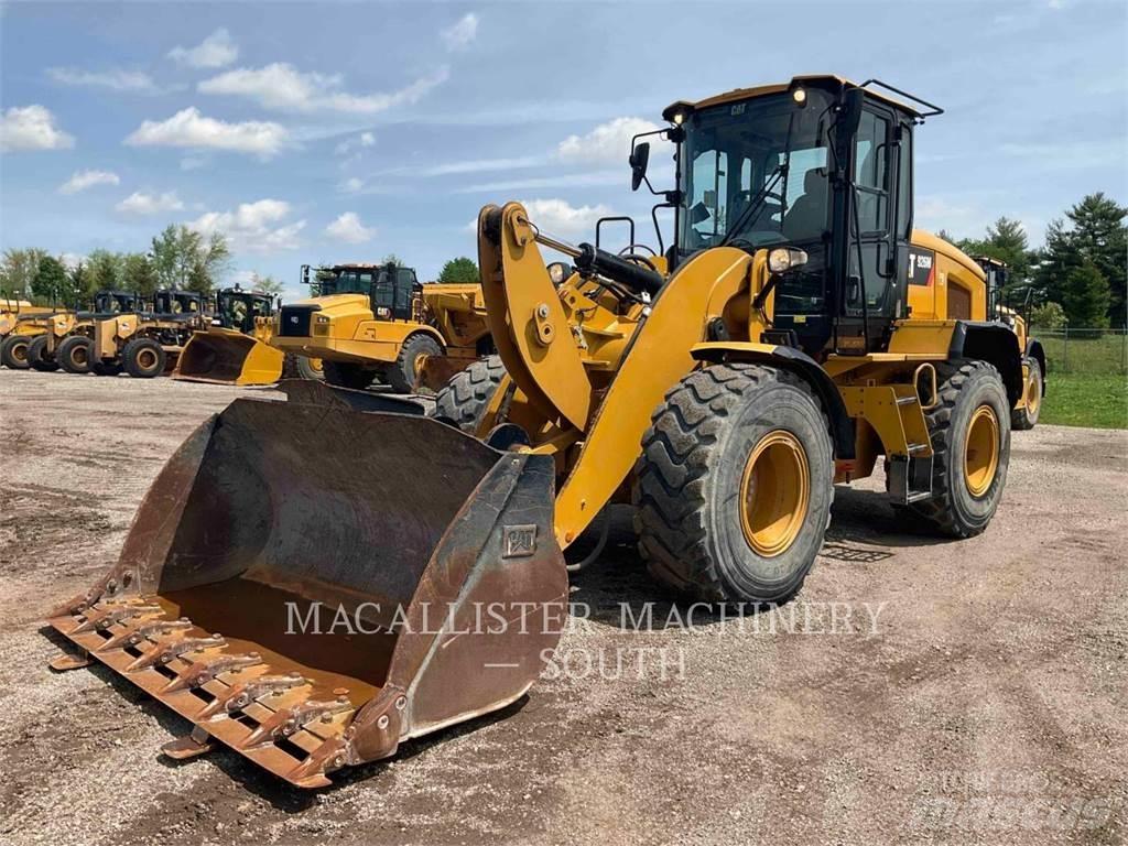 CAT 926M 轮式装载机