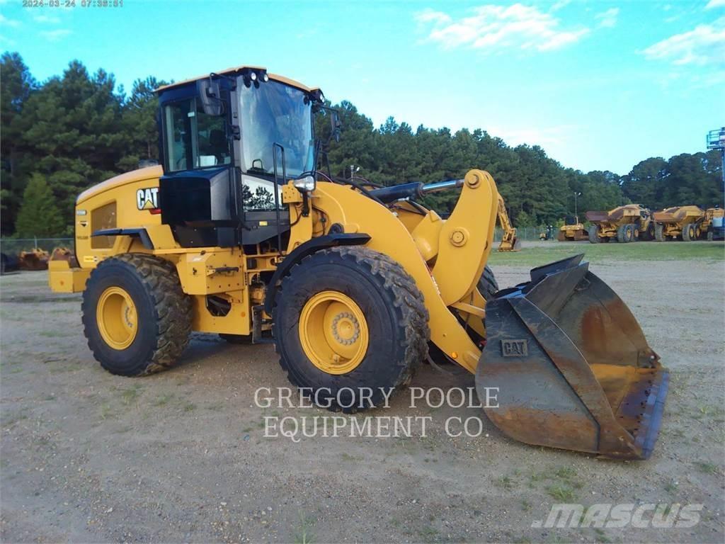 CAT 926M 轮式装载机