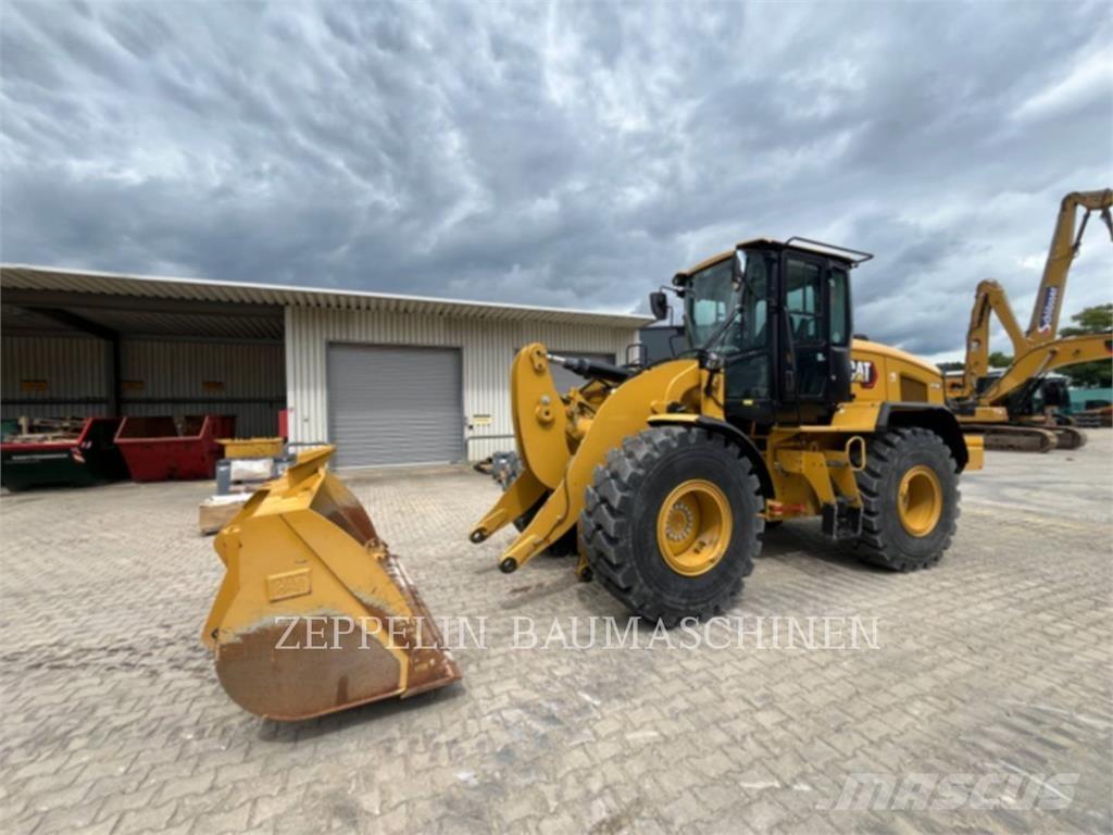 CAT 926M 轮式装载机